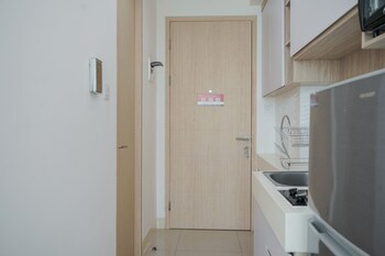 comfy and nice 1br at tree park city bsd apartment