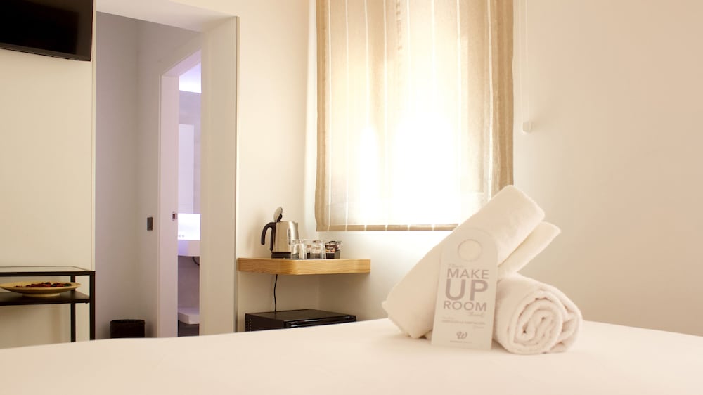 woohoo rooms boutique sol