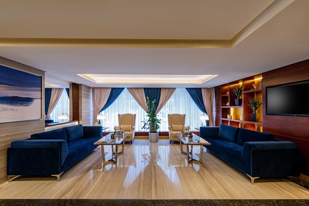 blue diamond hotel