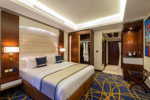 blue diamond hotel