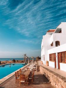 adrenalin beach lodge