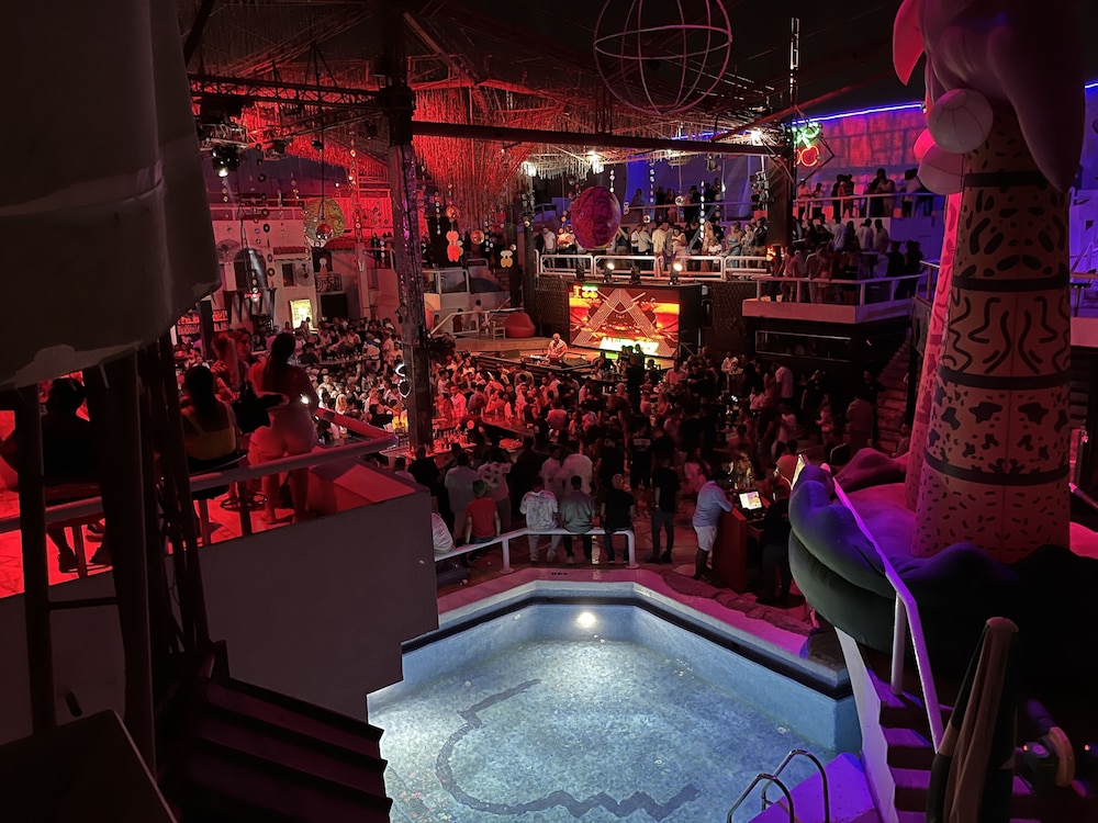 el pacha suites sharm sanafir hotel