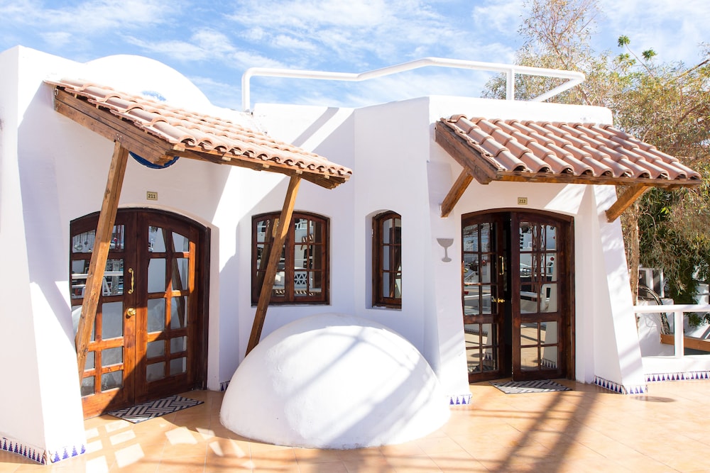 el pacha suites sharm sanafir hotel