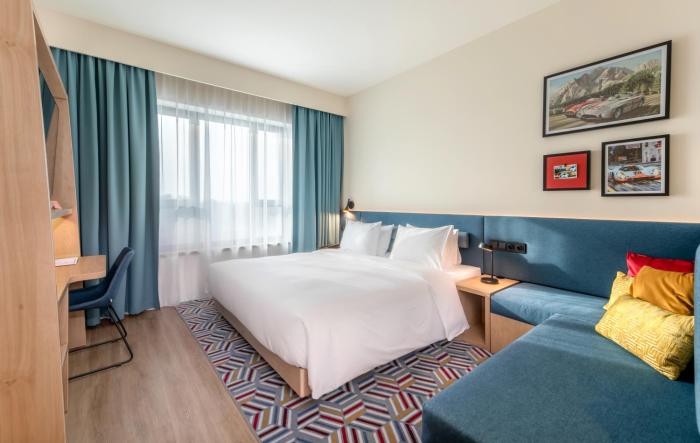hampton by hilton poznan swarzedz