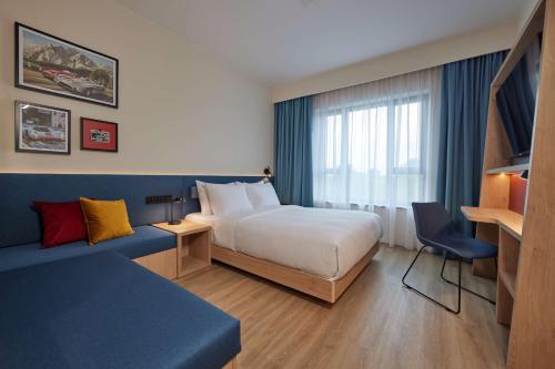 hampton by hilton poznan swarzedz