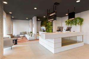 Leonardo Hotel Manchester Piccadilly,,4 star