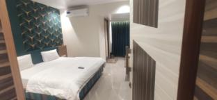 Natraj Guest House,,2 star