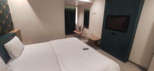 Natraj Guest House,,2 star