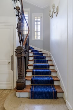 L'hotel Particulier - Paris Asnieres,17 Rue Franklin,4 star