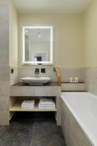 lhotel particulier paris asnieres