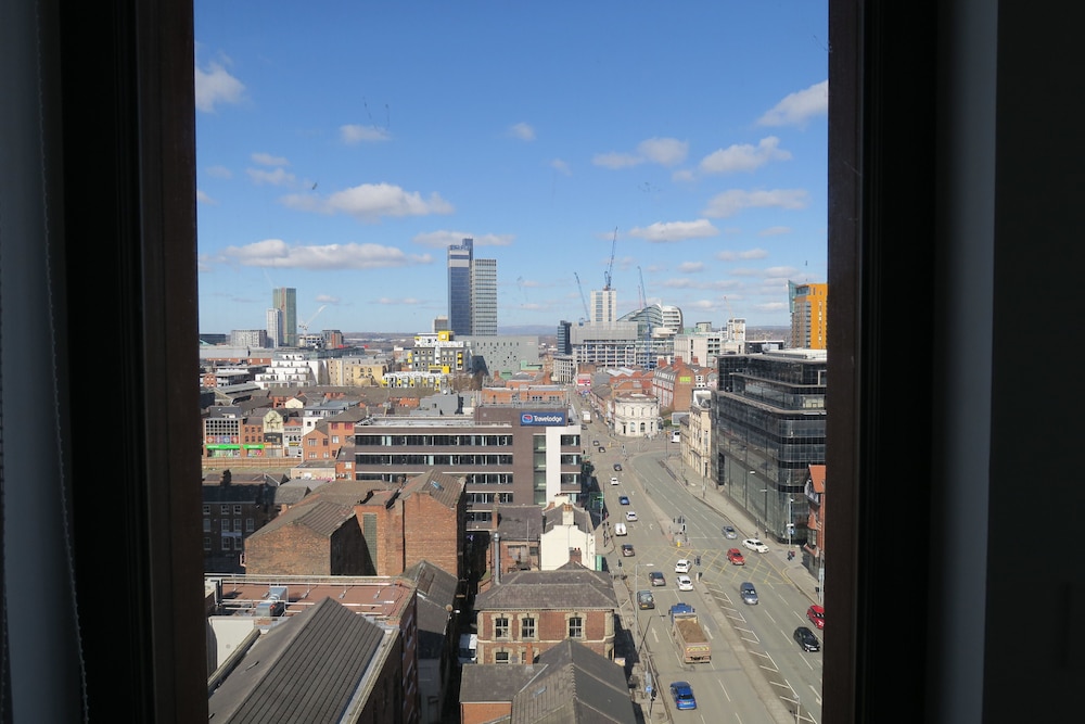 quay apartments manchester