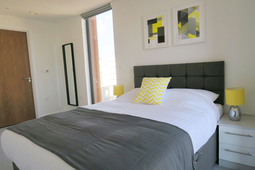 quay apartments manchester