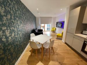 quay apartments manchester