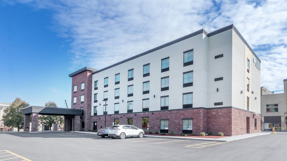 cobblestone hotel and suites international falls