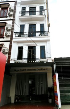 ngoc khanh hotel