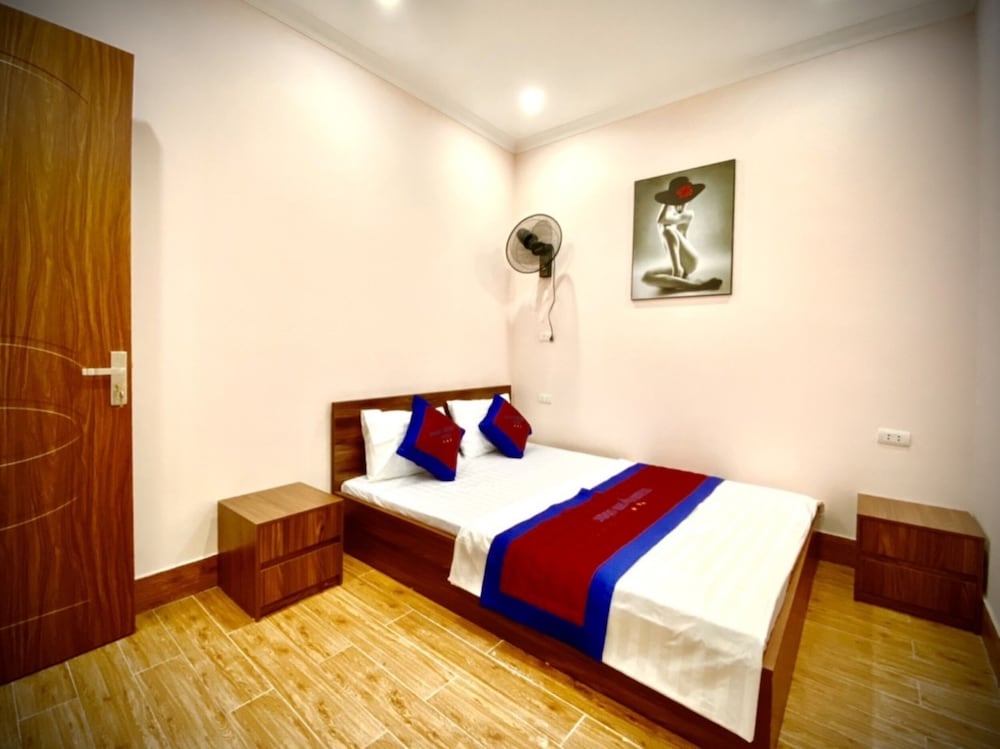 ngoc khanh hotel