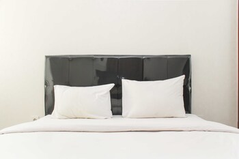 nice and elegant studio at riverview jababeka apartment