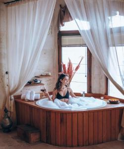 kalsedon cave suites