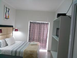 monument western guesthouse