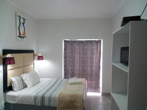 monument western guesthouse