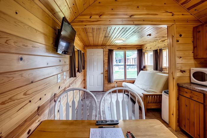 big river escape riverside cabins