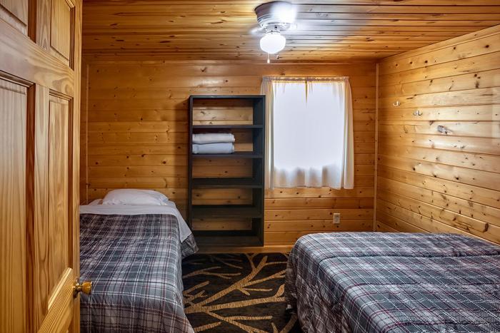big river escape riverside cabins