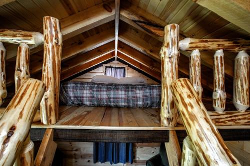 big river escape riverside cabins