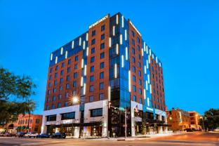 renaissance oklahoma city downtown bricktown hotel