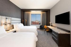 renaissance oklahoma city downtown bricktown hotel