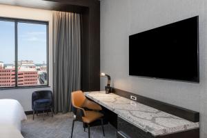 renaissance oklahoma city downtown bricktown hotel