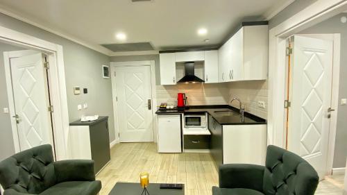 heaven suite hotel