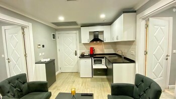 heaven suite hotel