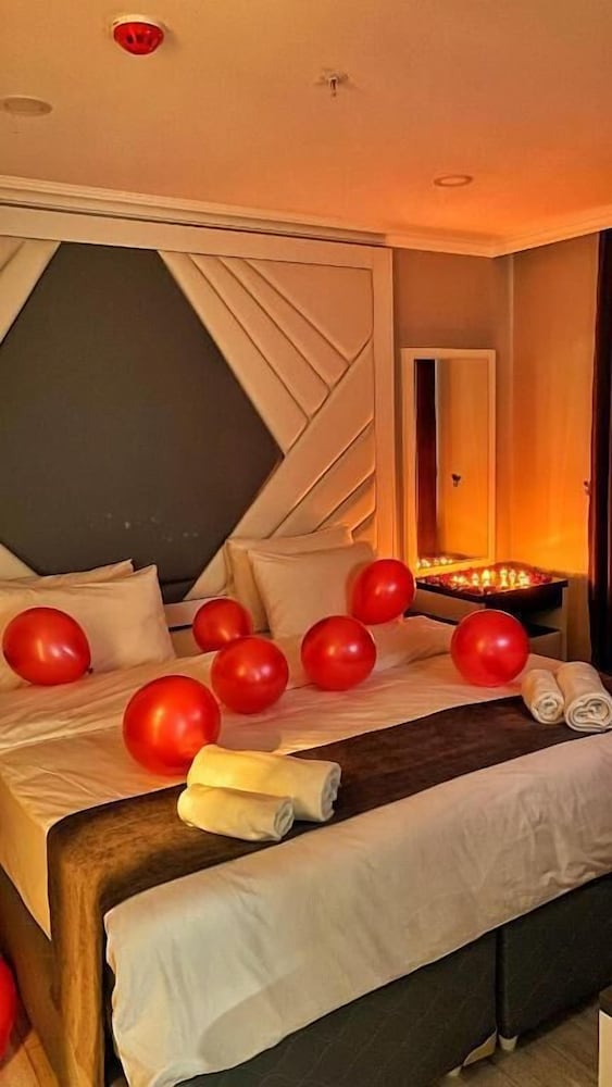 heaven suite hotel