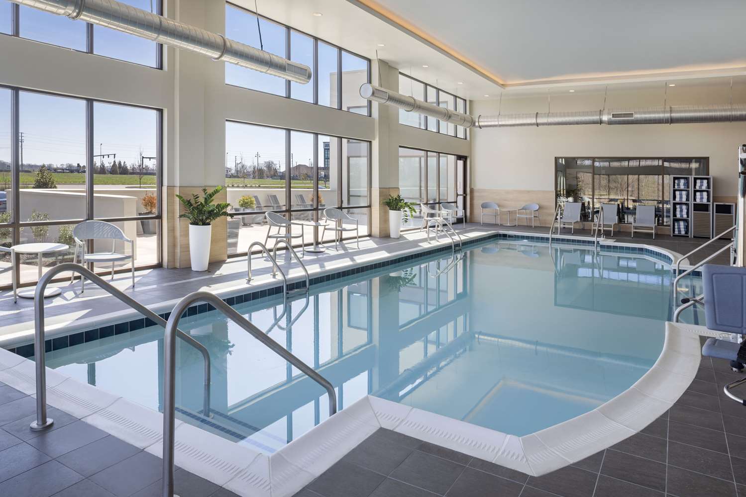 embassy suites by hilton bowling green