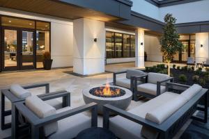 embassy suites by hilton bowling green