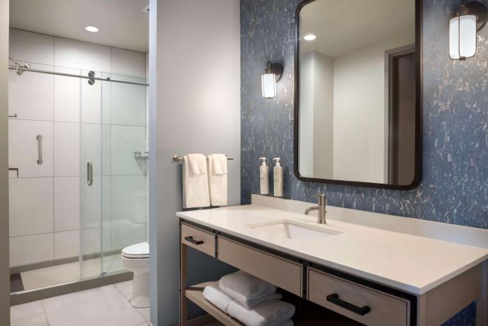 embassy suites by hilton bowling green