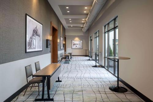 embassy suites by hilton bowling green