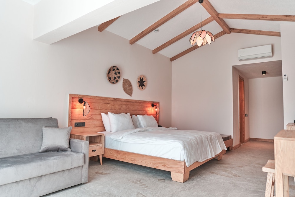 the pearl oludeniz