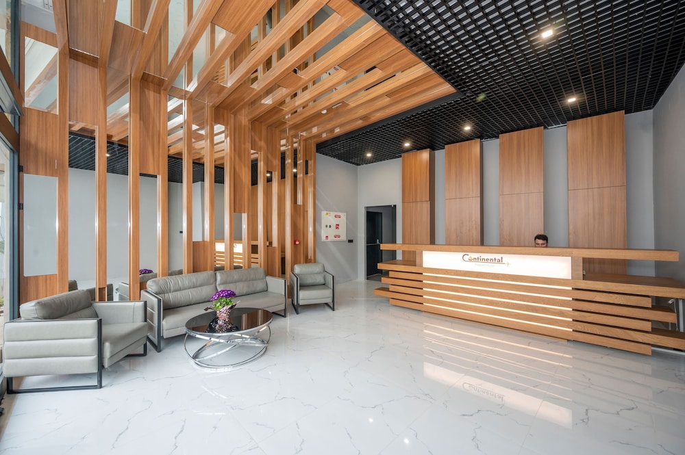 continental airport hotel