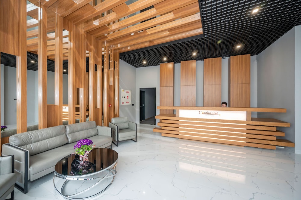 continental airport hotel