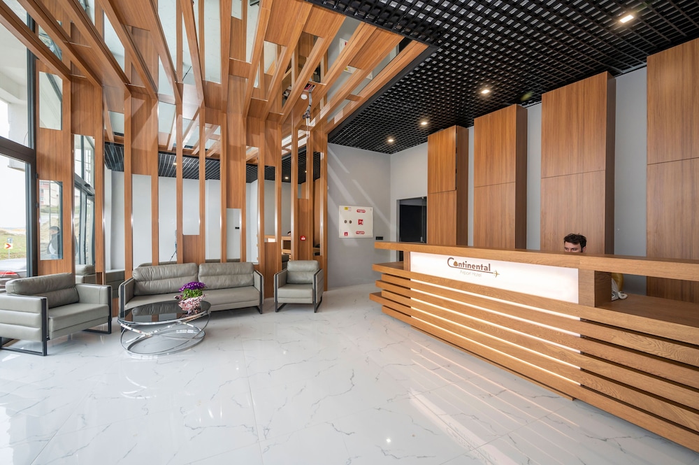 continental airport hotel