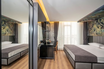 continental airport hotel