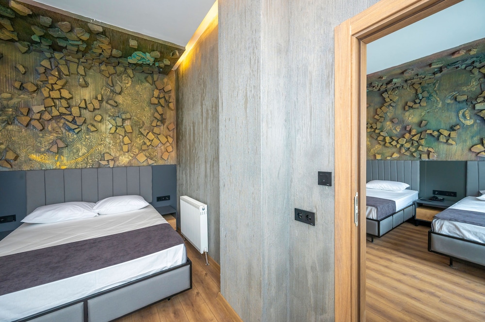 continental airport hotel