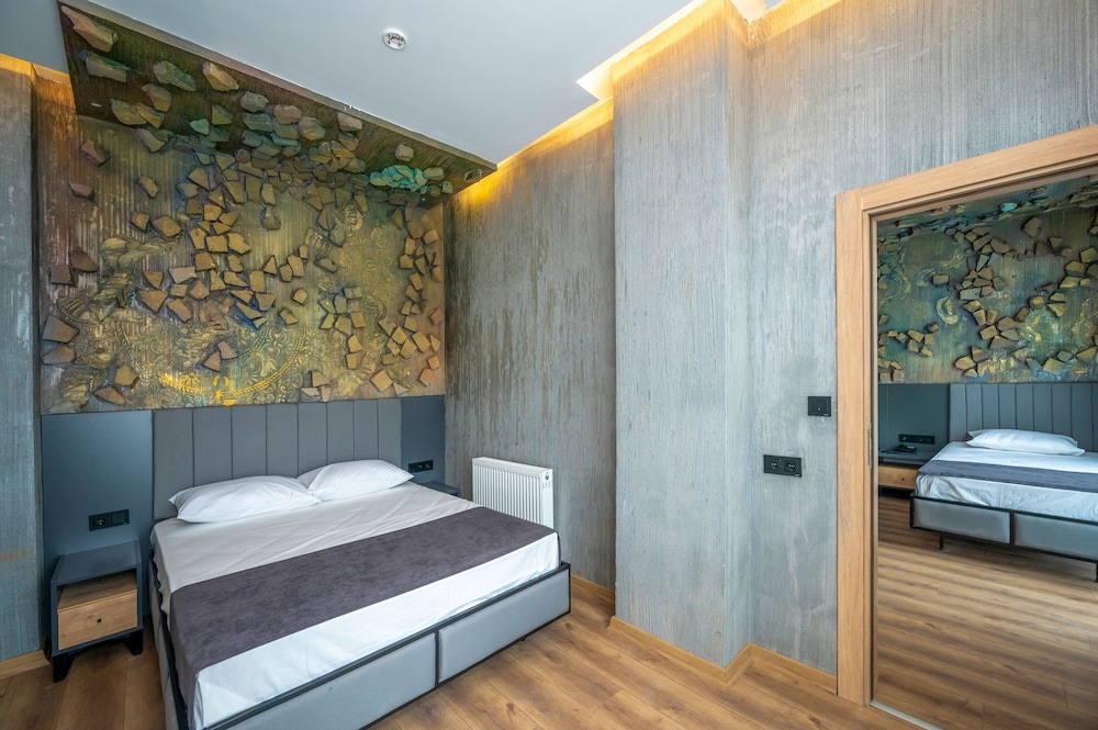 continental airport hotel