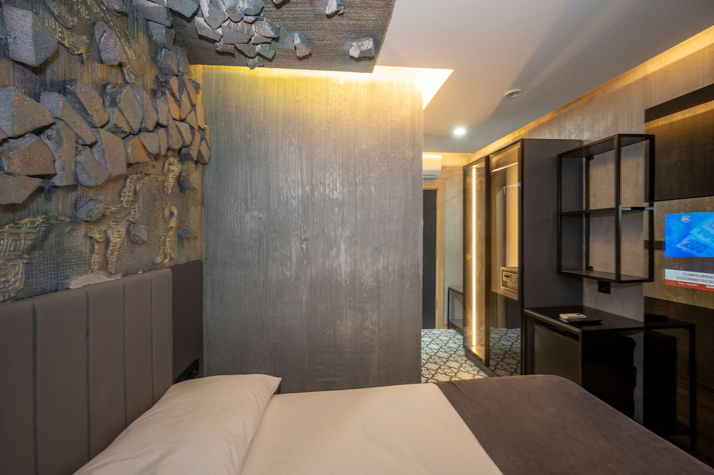 continental airport hotel