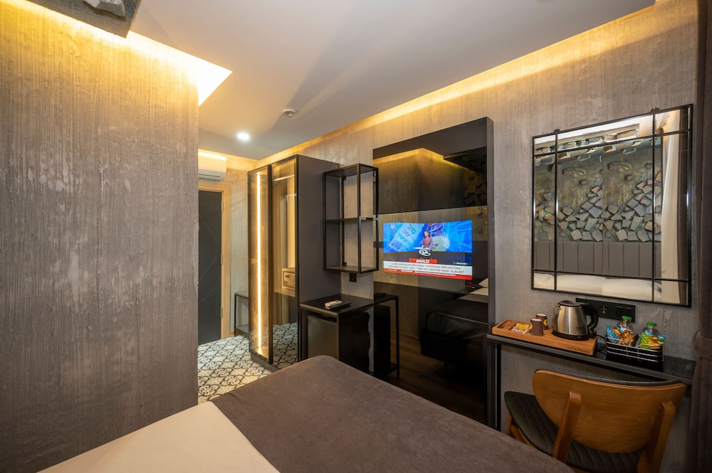 continental airport hotel