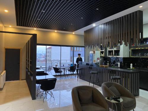 continental airport hotel