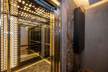 continental airport hotel