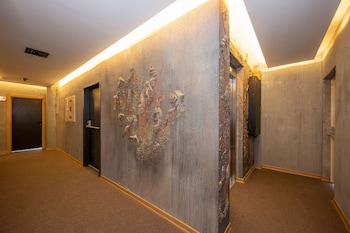 continental airport hotel