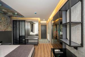 continental airport hotel